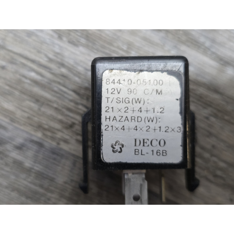 relais 12v centrale clignotante ssangyong musso 84410-05100