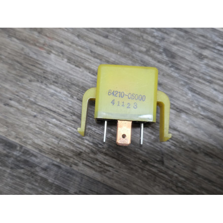 relais 5 broches 12v ssangyong musso 84210-05000