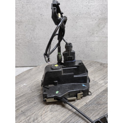 gache de porte arriere gauche avec poignee RENAULT MEGANE 2 8200028428