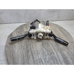 commodo phare clignotant mazda 323 17B122D