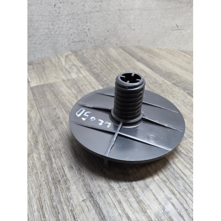 vis poignee fixation roue de secours renault scenic 3 8200317791