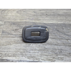 Enjoliveur de trappe vide poche pied conducteur renault scenic 3