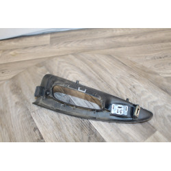 bouton leve vitre arriere droit AUDI A4 2.5 V6 TDI 150CV 2000  8D0867372