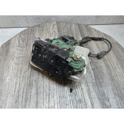 gache porte avant droit volkswagen passat 2000 3B0837085 3b0837868