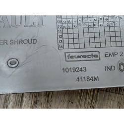 cache superieur plastic colonne de direction renault grand scenic 3 484710009r