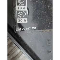 cache plastic couvercle boite a fusible renault megane 2 8200294203 8200267957