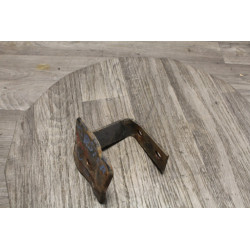 patte fixation parechoc avant gauche renault master