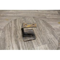 patte fixation parechoc avant gauche renault master