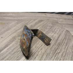 patte fixation parechoc avant droit  renault master