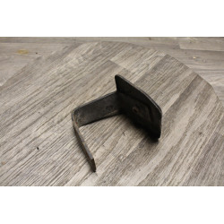 patte fixation parechoc avant droit  renault master