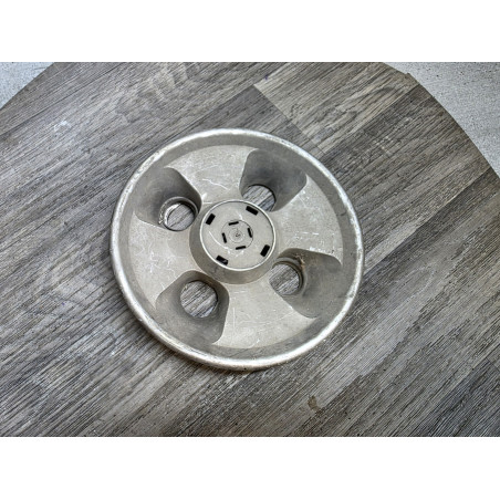 enjoliveur centrale de roue renault 7700704345