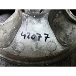 enjoliveur centrale de roue renault 7700704345