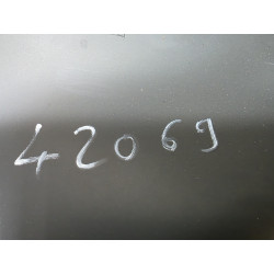 cache plastic inferieur centrale opel corsa D 13205069 460029937