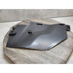 cache plastic inferieur centrale opel corsa D 13205069 460029937