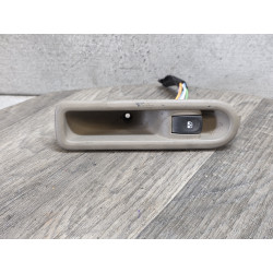 bouton leve vitre avec support avant gauche renault clio 3 8200234357
