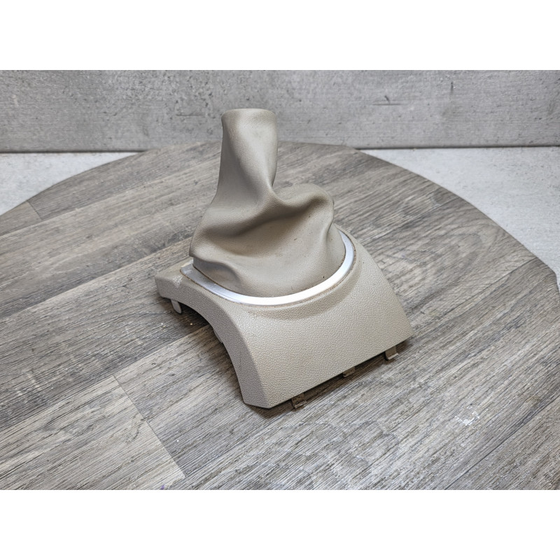 soufflet levier de vitesse avec support renault clio 3 8200393246 8200672202