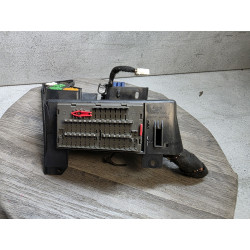 boite fusible porte relais et bornier peugeot citroen fiat 9631527980