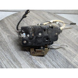 gache de porte avant droit AUDI S6 2000 4B1837016 B