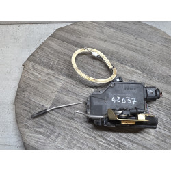 gache de porte avant droit AUDI S6 2000 4B1837016 B
