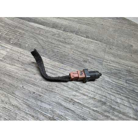contacteur electrique de pedale frein marron