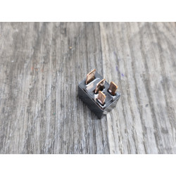 relais 5 broches cartier 12v 25A 03512