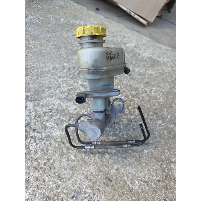 maitre cylindre avec bocal alfa romeo 159 2.4 jtdm