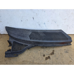 plastic baie de pare brise avant droit  renault scenic 1 phase 2 8200050331