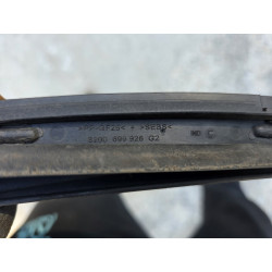 plastic garniture moulure de parebrise renault clio 3 8200699926