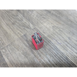 Relais rouge 4 broches 12V 30A FIAT LANCIA 46520412