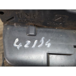 gache de porte arriere droit RENAULT MEGANE 2 8200028429