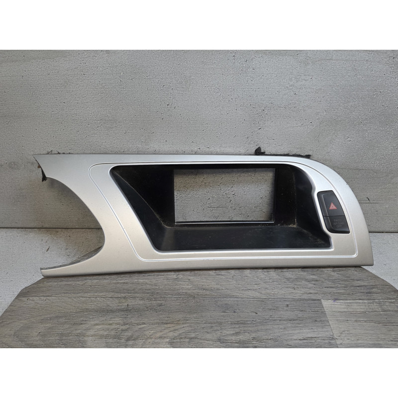 console habillage plastic tableau de bord avec bouton warning audi a4 B8 8K1857186D