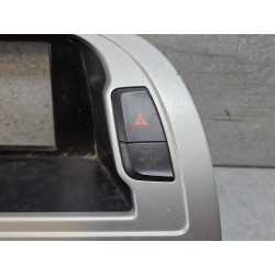 console habillage plastic tableau de bord avec bouton warning audi a4 B8 8K1857186D