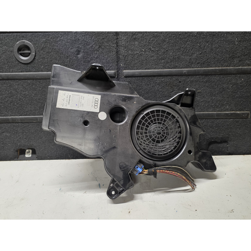caisson basse amplificateur audi A3 seat volkswagen skoda 8P3035382 7606500216
