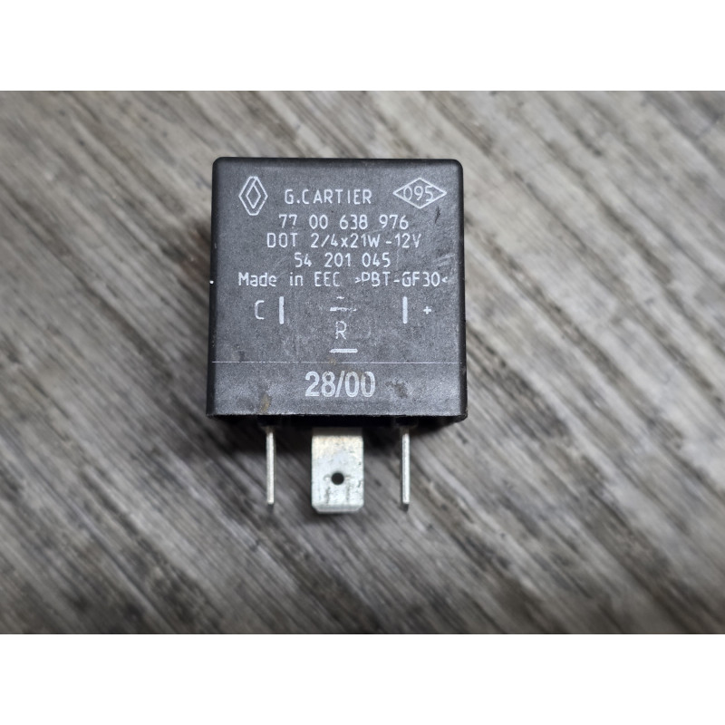 relais 12V centrale clignotante cartier renault 7700638976 54201045