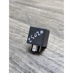 relais 12V centrale clignotante cartier renault 7700638976 54201045