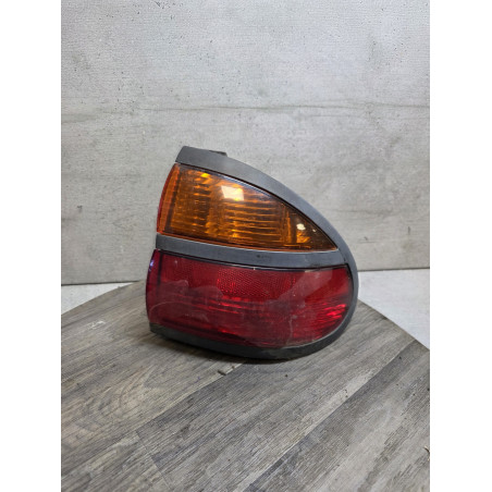 feu arriere droit renault laguna 1 7700420123