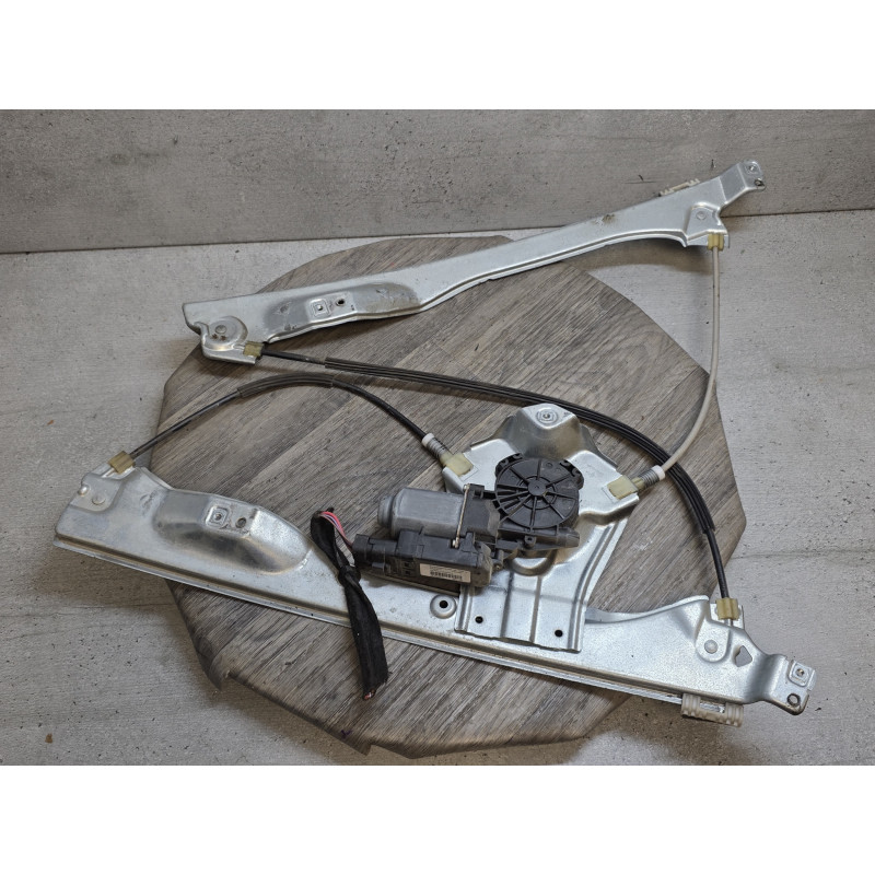 leve vitre electrique avant gauche renault clio 3 8200843592