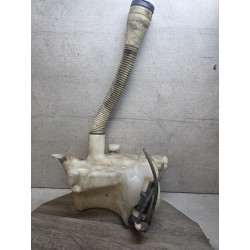 bocal lave glace avec pompe citroen c4 21374900 9681875180