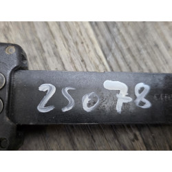 pedoncule  attache gache ceinture securite avant droit Renault clio 3 modus 34042795