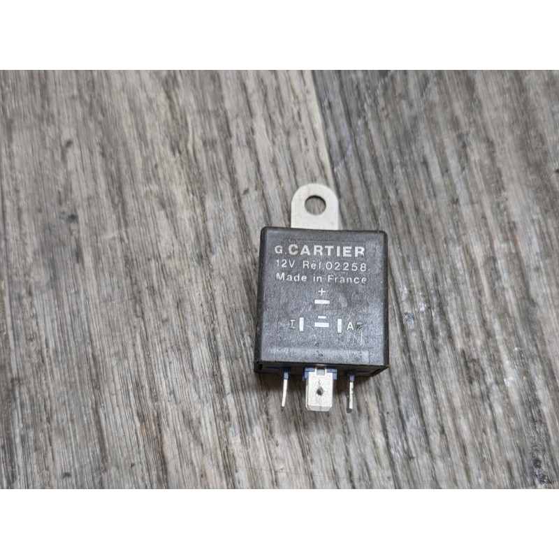 relais cartier 12V RENAULT 02258