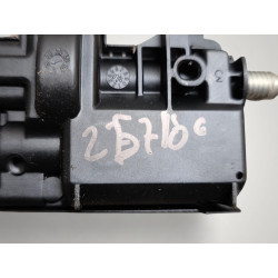 moteur fermeture trappe a carburant Renault megane scenic 2 8200305732