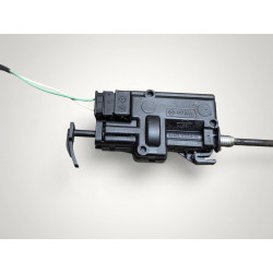 moteur fermeture trappe a carburant Renault megane scenic 2 8200305732