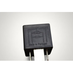 relais 100 relais de charge 12V audi volkswagen seat skoda 95VW10K705CA 7M0951253A V23136-J6-X45