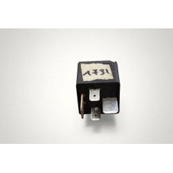 relais 100 relais de charge 12V audi volkswagen seat skoda 95VW10K705CA 7M0951253A V23136-J6-X45