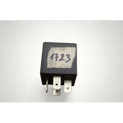relais 19 12V commande essui glace intermittant SME Volkswagen Audi Seat Skoda 191955531 72WV006