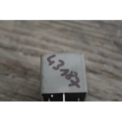 relais 109 12V 15A audi vw volkswagen meyle 1008300003 357906381