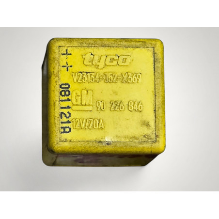 relais divers commande 12V 70A boitier de prechauffage OPEL 90226846 v23134-j52-x369