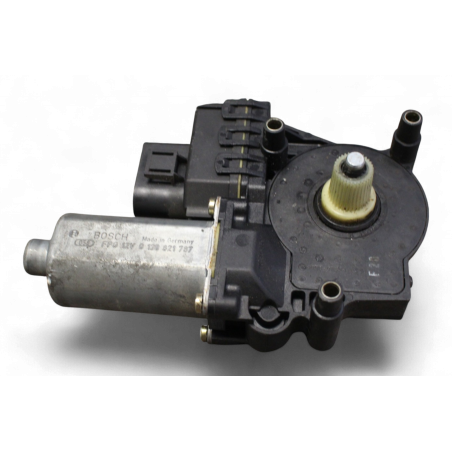 moteur leve vitre avant gauche audi a4 0130821787