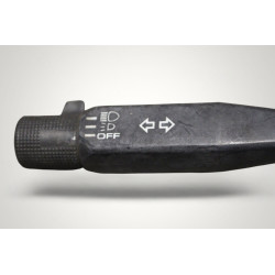 commodo phare clignotant nissan sunny 25540-D4500 25540-D4500