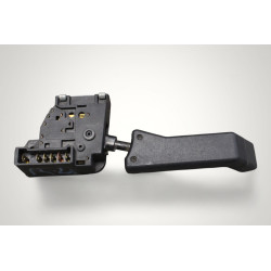 commodo essui glace RENAULT 21 R21 7700765710